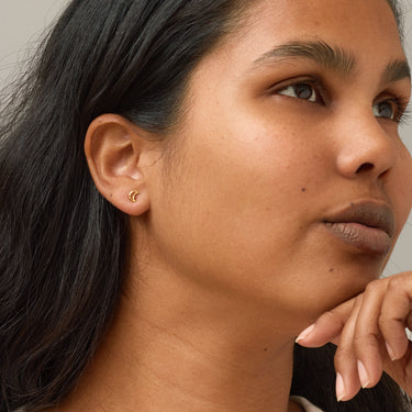 ENAMEL Copenhagen Øredobber, Organic Moon Earrings Gold Plated