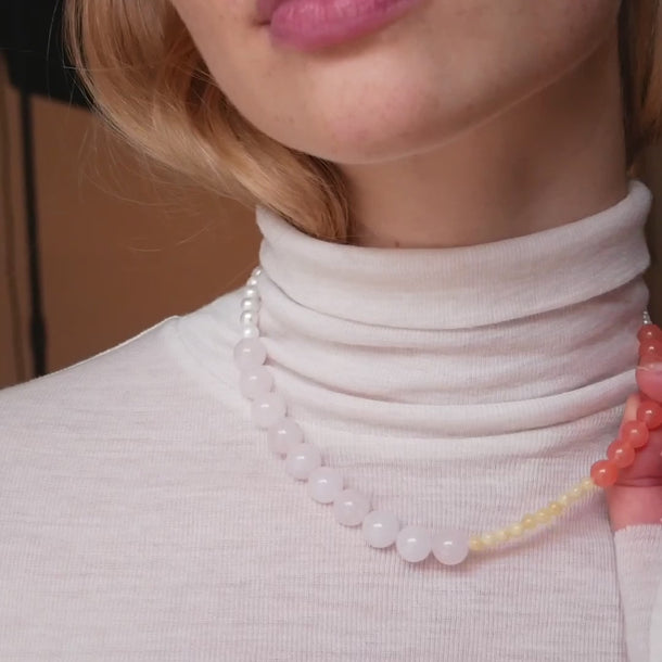 ENAMEL Copenhagen Halskjede, Tahlia Necklaces Light Pink, Pearls, Orange and Light Yellow